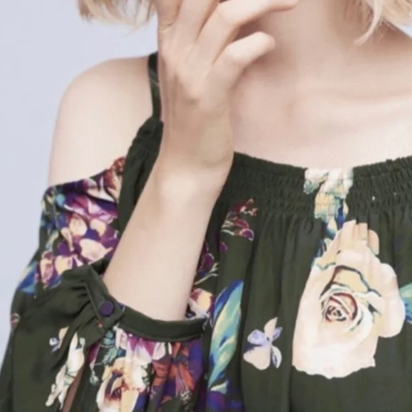 ANTHROPOLOGIE (Maeve) Tallie Green Floral Open-Shoulder Silk Top- Size X-small - Picture 5 of 11